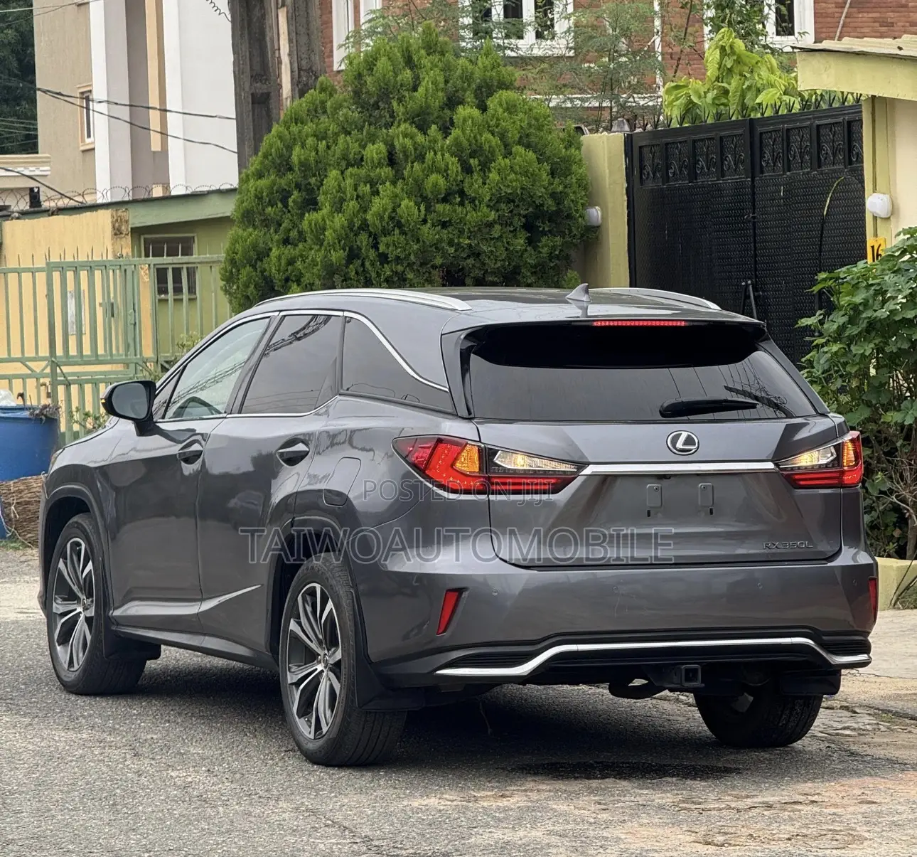 Lexus RX 2019