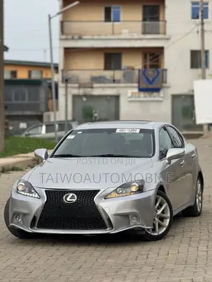 Lexus IS 2012 Silver