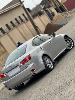 Lexus IS 2012 Silver