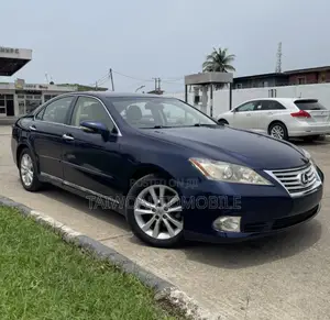 Lexus ES 350 2011 Blue