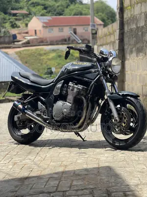 Suzuki Bandit 2004 Green