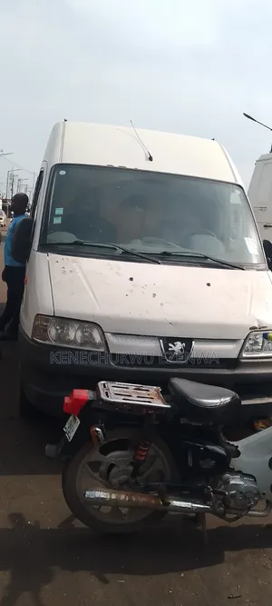 Peugeot Boxer 2000 White