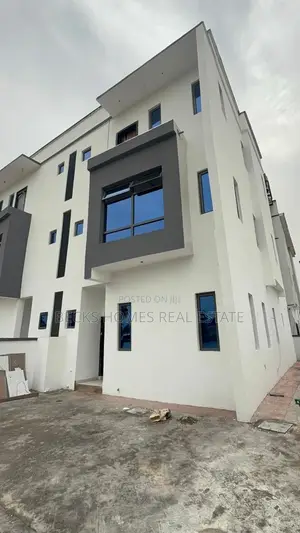 4bdrm Duplex in Opebi for sale