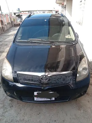 Toyota Verso 2009 Black