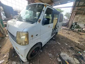 Suzuki Every 2014 White