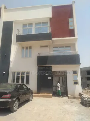 4bdrm Townhouse/Terrace in Dantata Estate, Bunkoro for sale