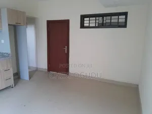 3bdrm Block of Flats in Ikate, Lekki Phase 1 for rent