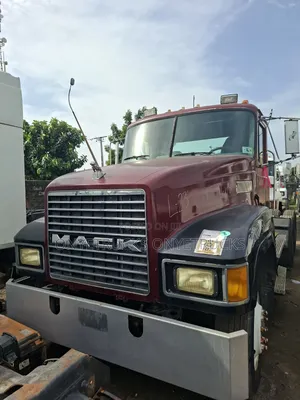 Tokunbo Spring Suspension Ch Mack Ten Tyres Head Truck Superb Engine