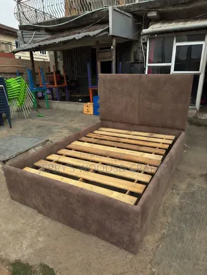 4/Half by 6ft Bedframe