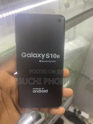 Samsung Galaxy S10e 128 GB Black