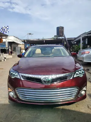 Toyota Avalon Limited 4dr Sedan (3.5L 6cyl 6A) 2014 Red