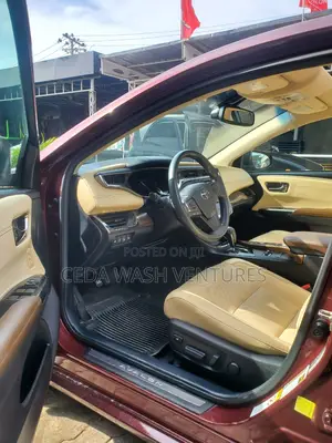 Toyota Avalon Limited 4dr Sedan (3.5L 6cyl 6A) 2014 Red