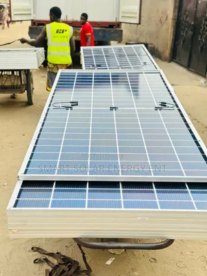 630w Jinko Halfcut Solar Panel