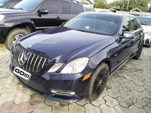 Mercedes-Benz E350 2012 Blue