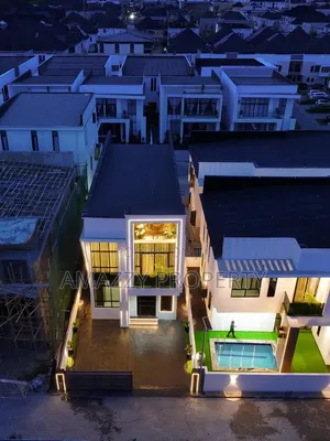 5bdrm Duplex in Chevron, Toll Gate for sale