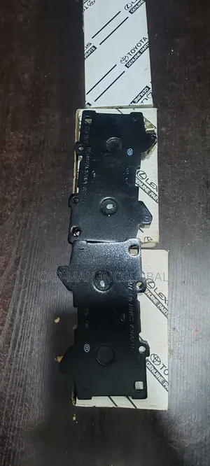 Genuine Front Brake Pad (Lx600, Landcruiser 2023,Tundra 2024).