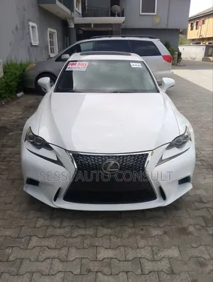 Lexus IS 2018 White