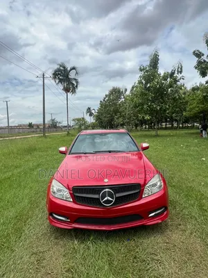 Mercedes-Benz C300 2008 Red