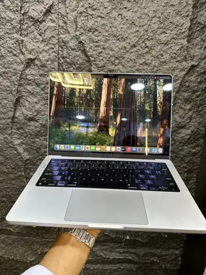 Laptop Apple MacBook Pro 2021 M1 16GB Apple M1 Pro SSD 1T
