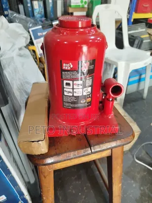 Big Red Bottle Jack 32ton.