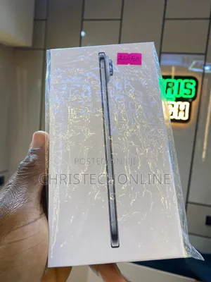 New Apple iPhone Air 256 GB Silver