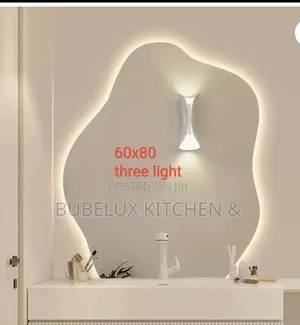 Modern Led Bathroom Mirror – Elegant 3-Light Finish