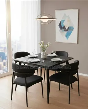 Quality 4 Seaters Dining Set
