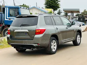 Toyota Highlander Sport 2008 Green