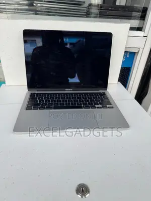 Laptop Apple MacBook Pro 2020 16GB Intel Core i7 SSD 512GB