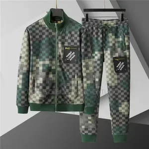 *Louis Vuitton 2 Piece* *Size: S — Xl*