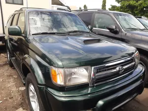 Toyota 4-Runner 2000 Black
