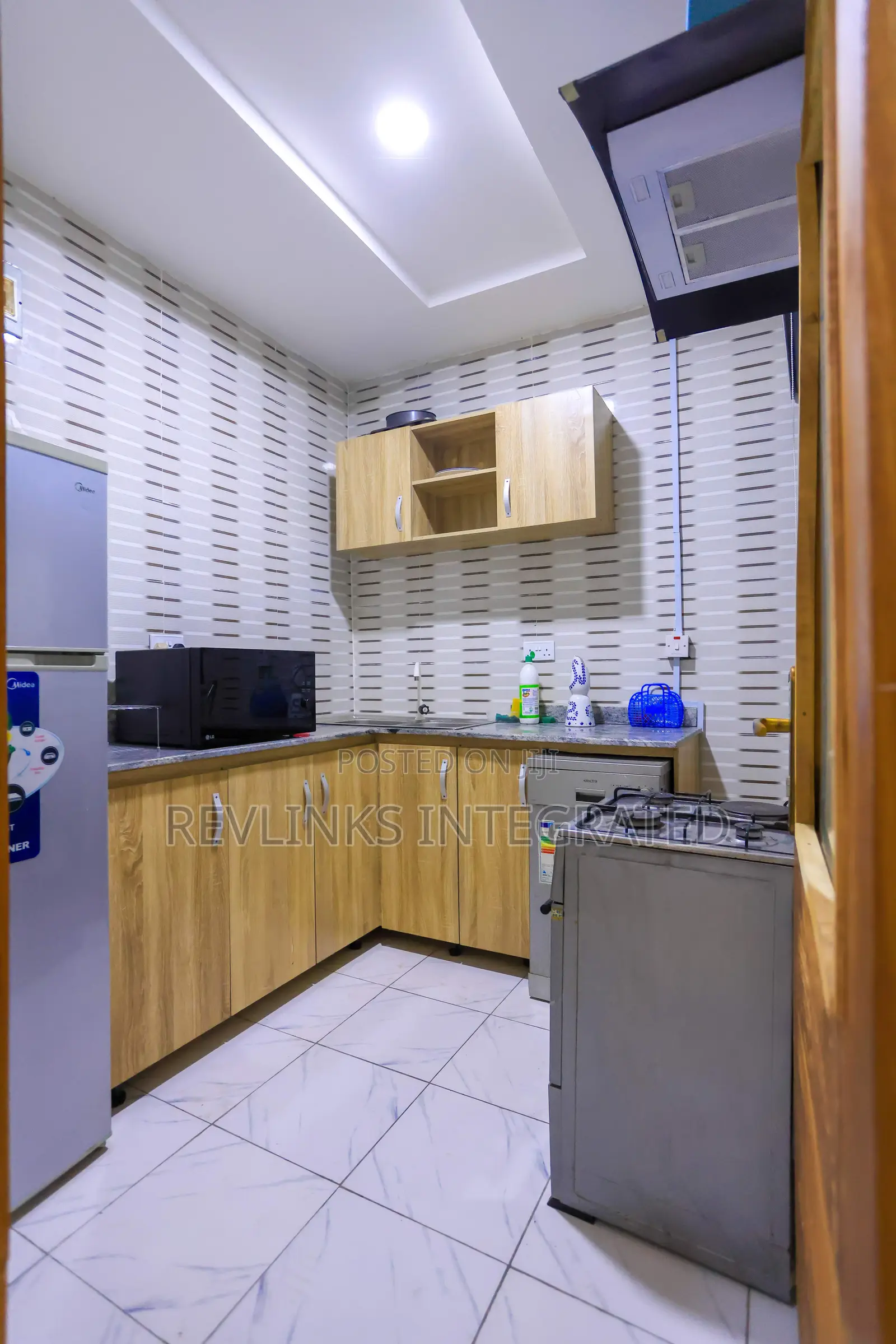 2 Bedroom Flat