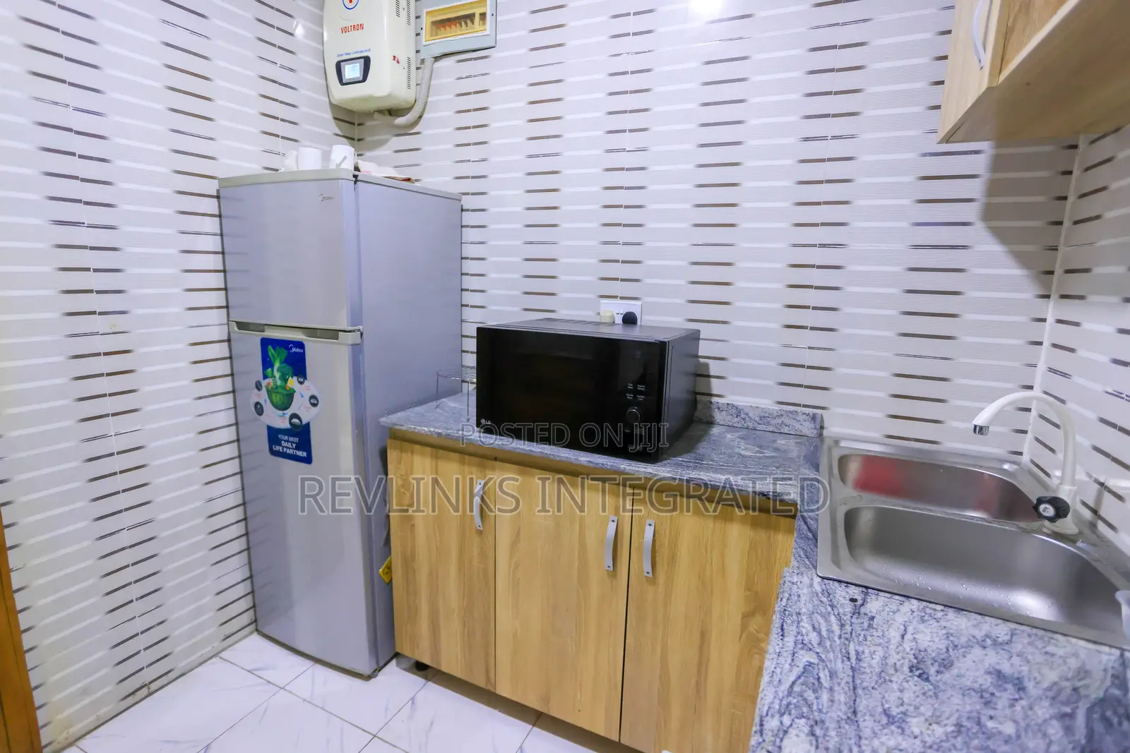 2 Bedroom Flat