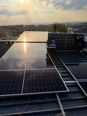 Solar Panel Installation 650 Watts