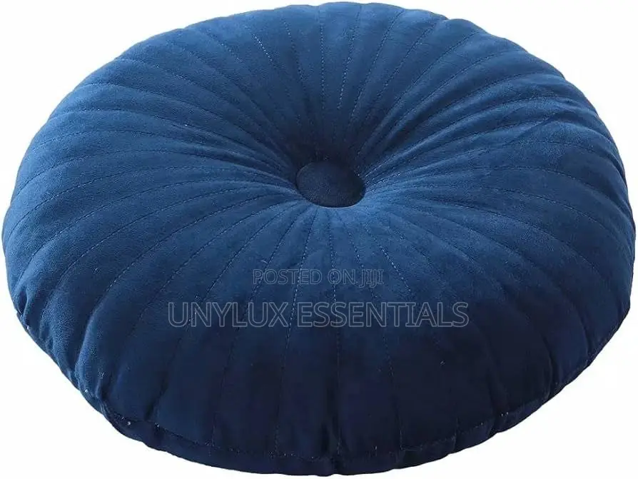 Round Throw Pillows