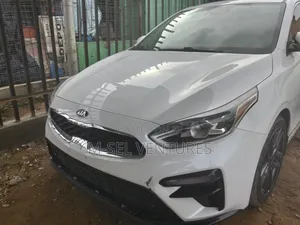 Kia Forte EX 2021 White
