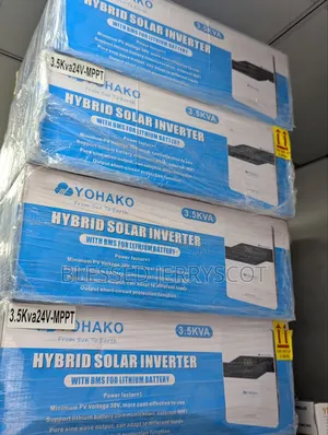 Yohako 3.5kva 24v Hybrid Solar Inverters Available in Stock.