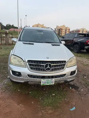 Mercedes-Benz M Class ML 350 AWD 4Matic (3.5L V6 7A) 2006 Silver