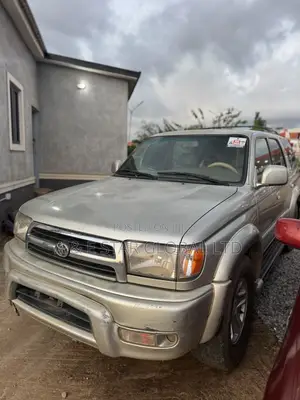 Toyota 4-Runner Limited 4x4 2004 Silver