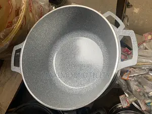 Brand New Caserole Cookware Set Pot