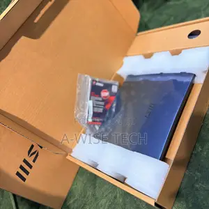 Laptop MSI Modern 14 16GB Intel Core i7 SSD 512GB