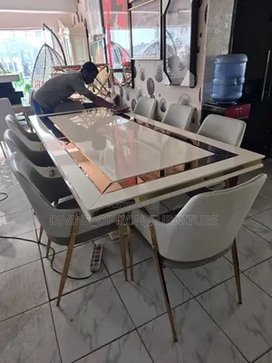 Luxury Contemporary Dinning Tables