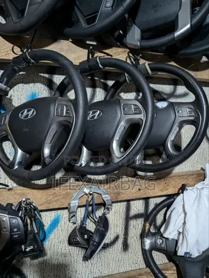 Steering With Airbag Tucson 2013 Model