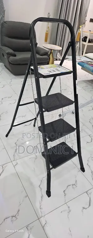 4-Step Foldable Steel Ladder