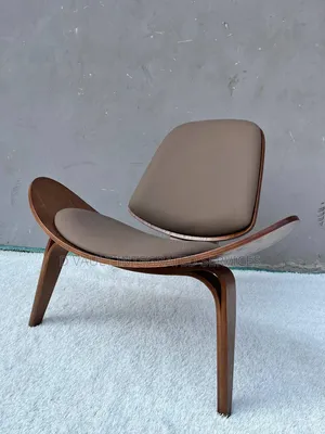 Modern Swan Chair
