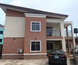 3bdrm Block of Flats in Off Ogunlana Drive for sale