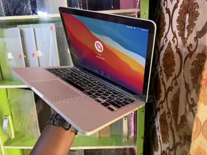 Laptop Apple MacBook Pro 2015 16GB Intel Core i7 SSD 256GB