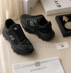 Givenchy Quality Luxury Men Black Iced Sneakers