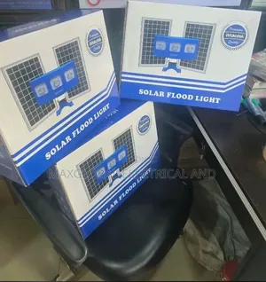 300wats Wakatek Solar Street Light
