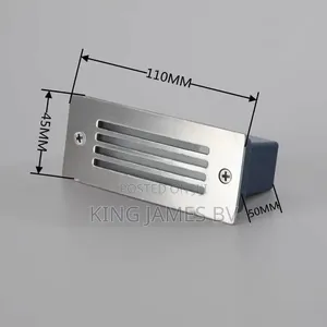 Cast Step Light
